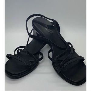 ❤️MUNRO American black strappy sandals
